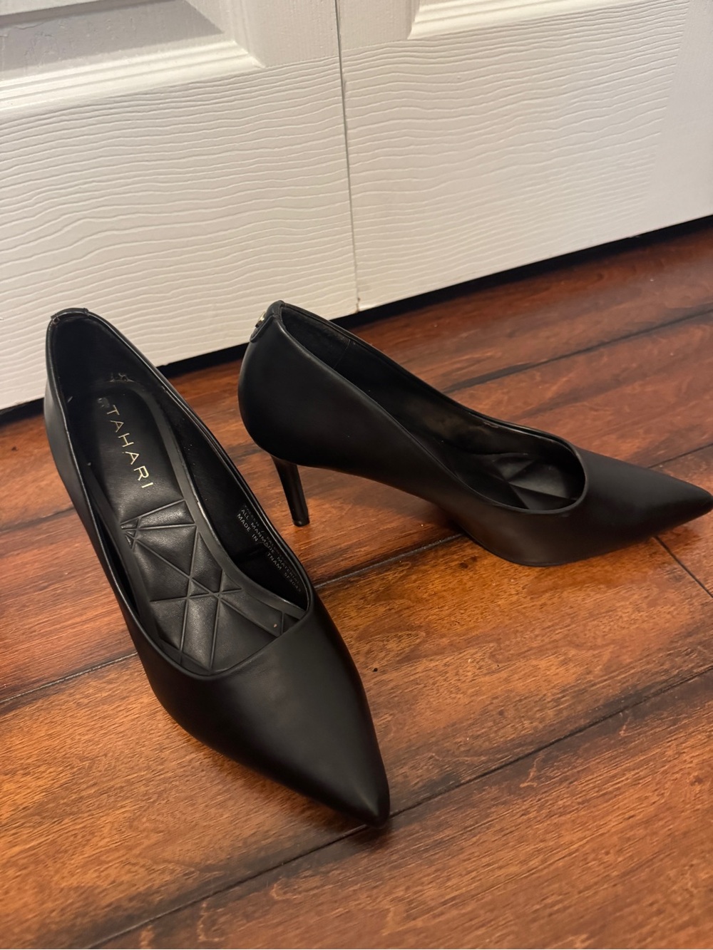 Tahari Black Pointed-Toe Stiletto Pumps